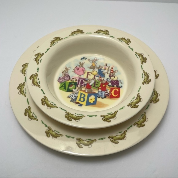 Vintage Royal Doulton Bunnykins Melamine ABC Set - Picture 9 of 12